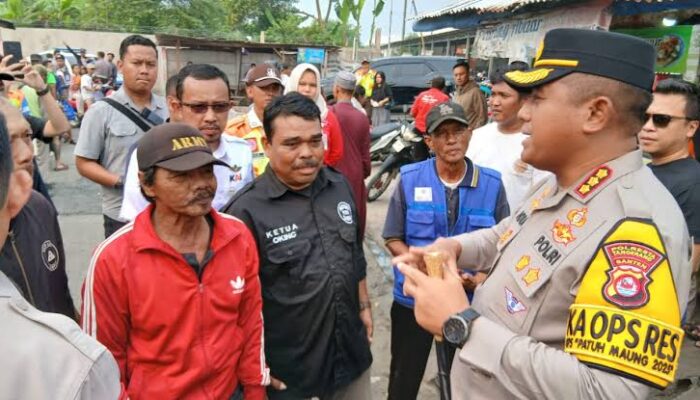 3 Opang Hadang Taksi Online di Tigaraksa, Penumpang Ibu dan Bayi Dipaksa Turun