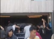 Massa Geruduk Rumah Ahmad Sahroni di Tanjung Priok, Kendaraan dan Bangunan Hancur